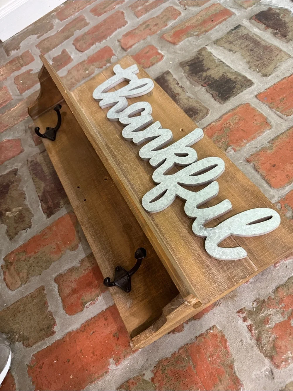 Thankful Wooden Wall Sign/Shelf with Hooks